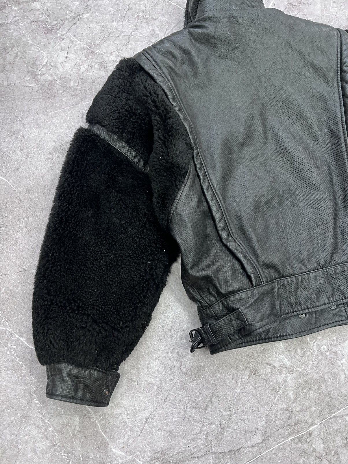 Japanese Brand × Vintage Vintage B3 Style Military Aeroforce Shearling Leather Jacket Size US S / EU 44-46 / 1 - 9 Thumbnail