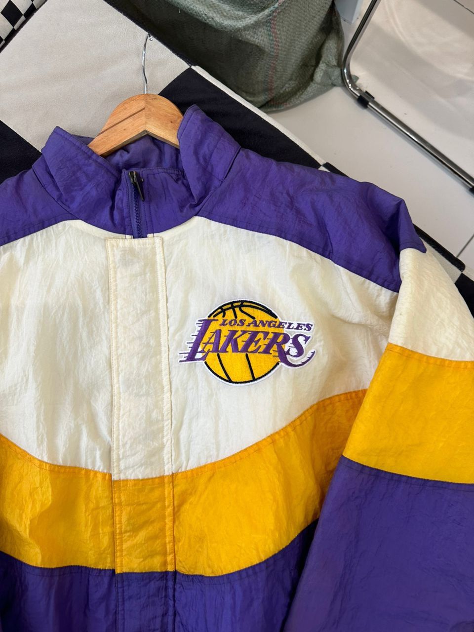 Apex One × NBA × Vintage VINTAGE APEX ONE NBA LAKERS JACKET Size US M / EU 48-50 / 2 - 4 Thumbnail