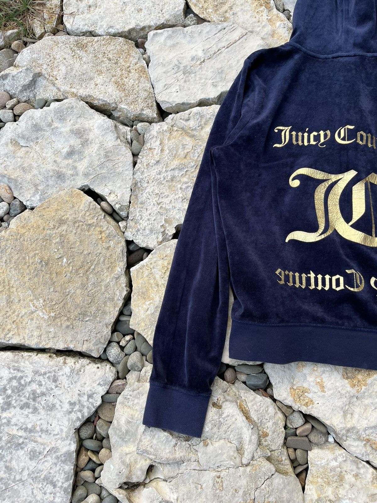 Juicy Couture × Vintage Vintage Juicy Couture y2k velvet black label zip hoodie gold Size L / US 10 / IT 46 - 16 Thumbnail