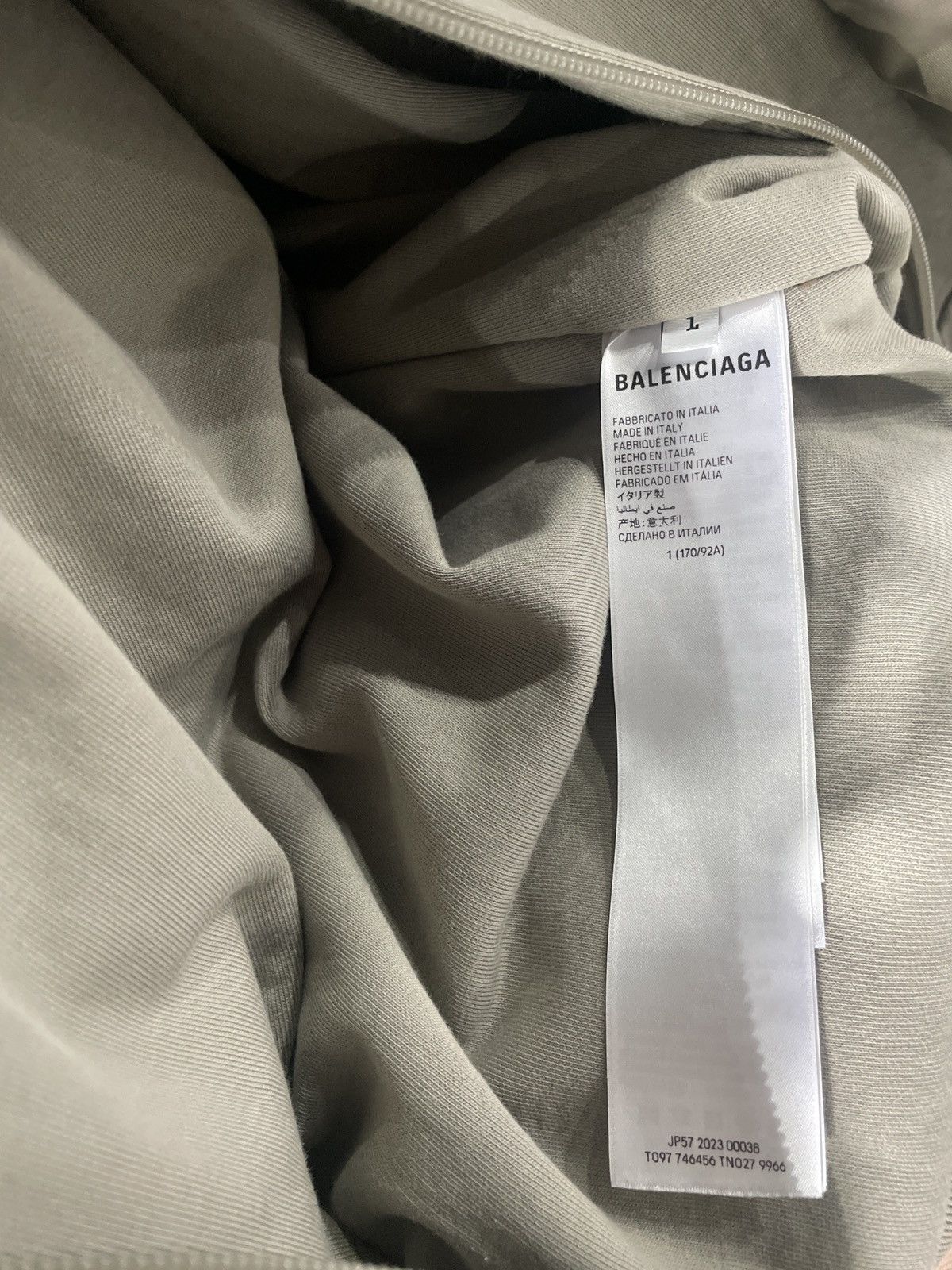 Balenciaga SS23 Balenciaga All In Nylon Bomber Jacket Size US S / EU 44-46 / 1 - 4 Thumbnail