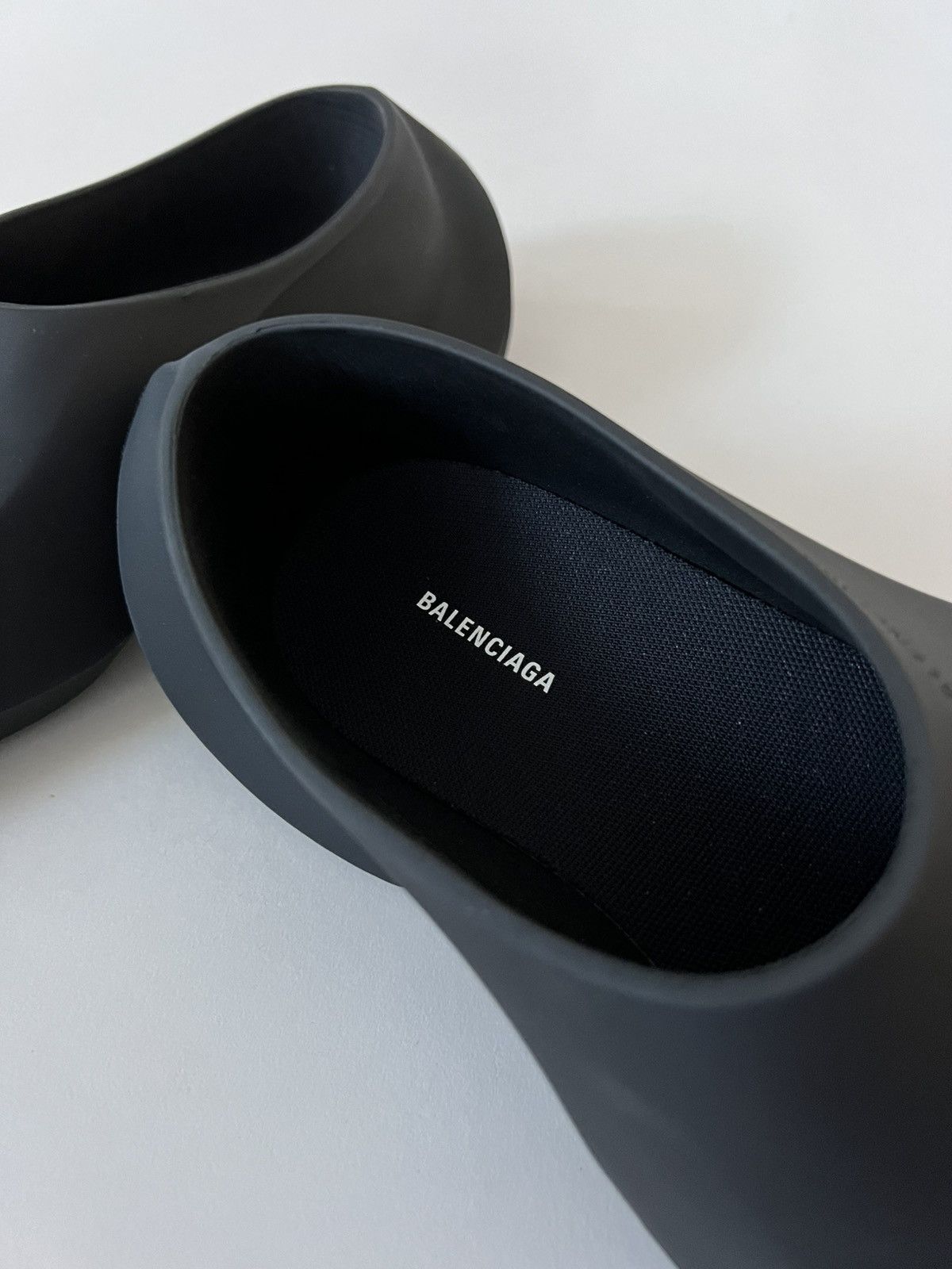 Balenciaga Matte Space Shoe in Black Size US 8 / EU 41 - 3 Thumbnail