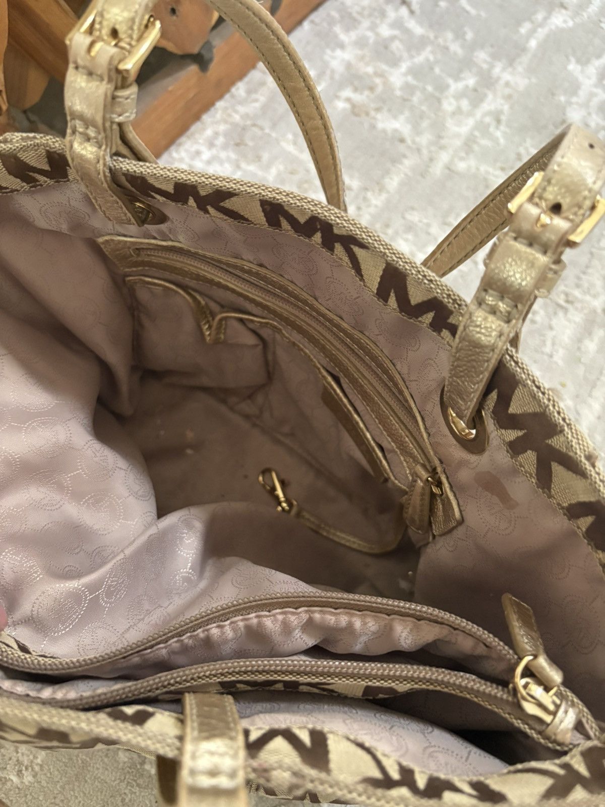 Michael Kors Y2K Michael Kors Signature Jacquard Tote Size ONE SIZE - 5 Thumbnail