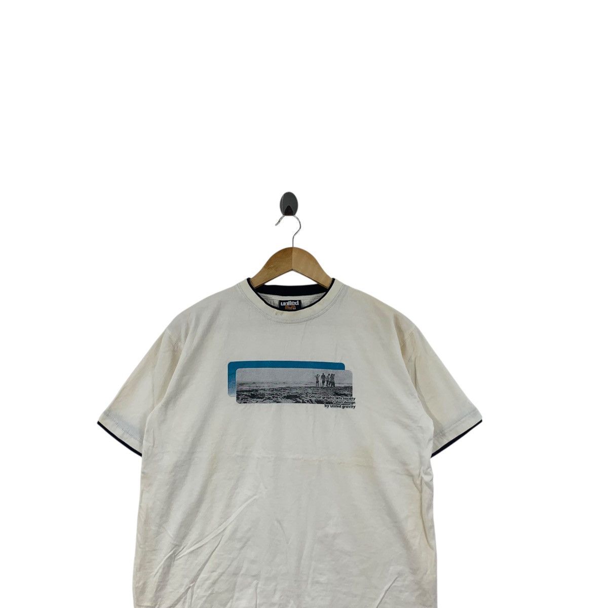 Vintage Vintage Y2K UNITED GRAVITY Graphic Arts Society Tee Shirt Size US M / EU 48-50 / 2 - 2 Thumbnail