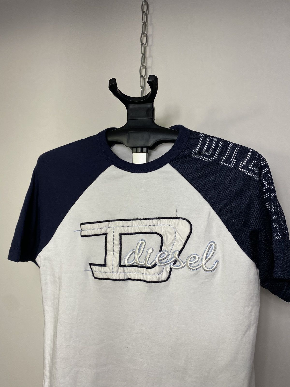 Diesel Vintage Diesel Embroidered Big Logo Y2k Hype T-shirt Tee Size US S / EU 44-46 / 1 - 2 Thumbnail