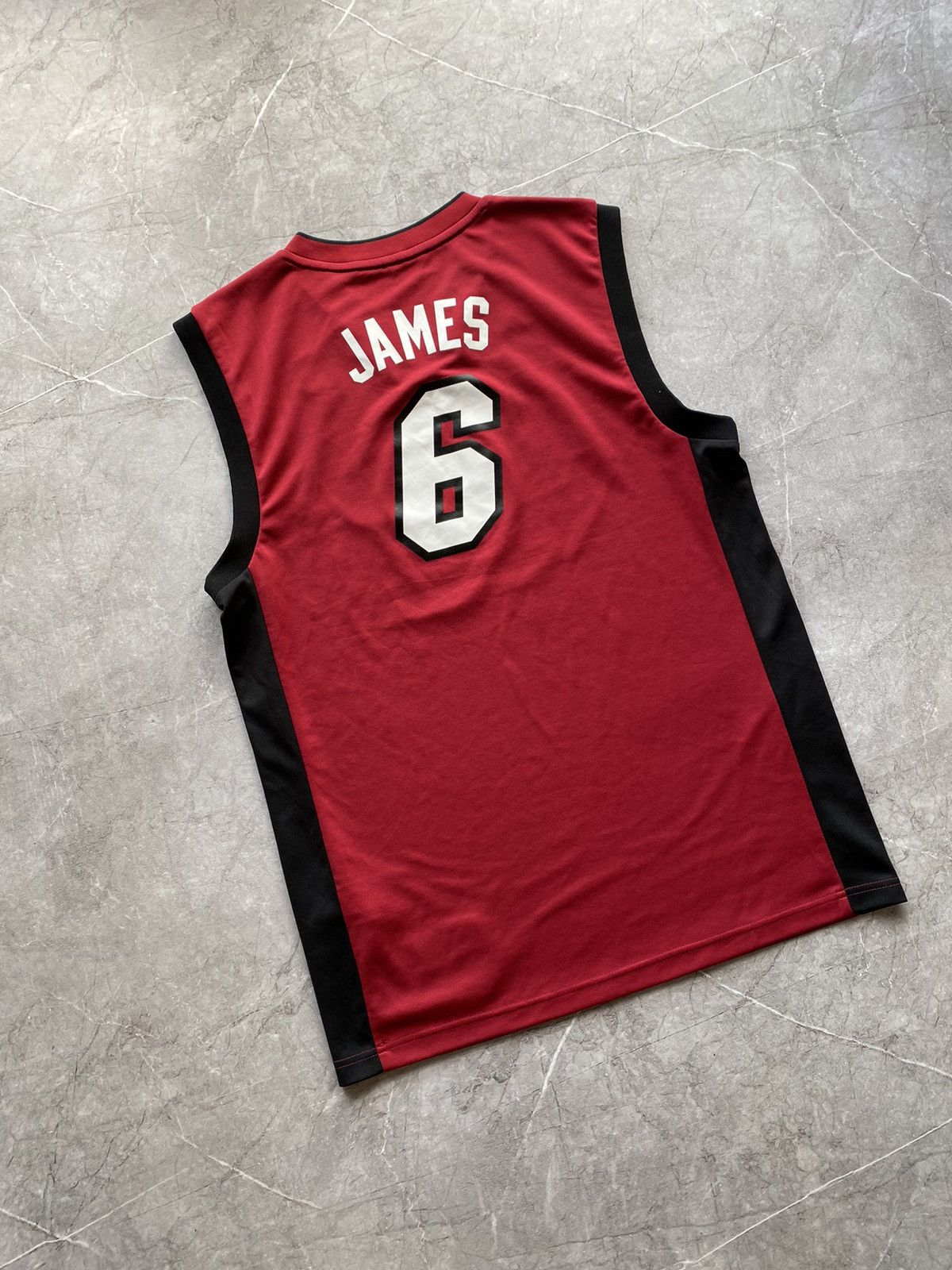 Adidas Vintage Lebron James Adidas 2013 NBA Miami Heat Jersey # 6 Size US M / EU 48-50 / 2 - 3 Thumbnail