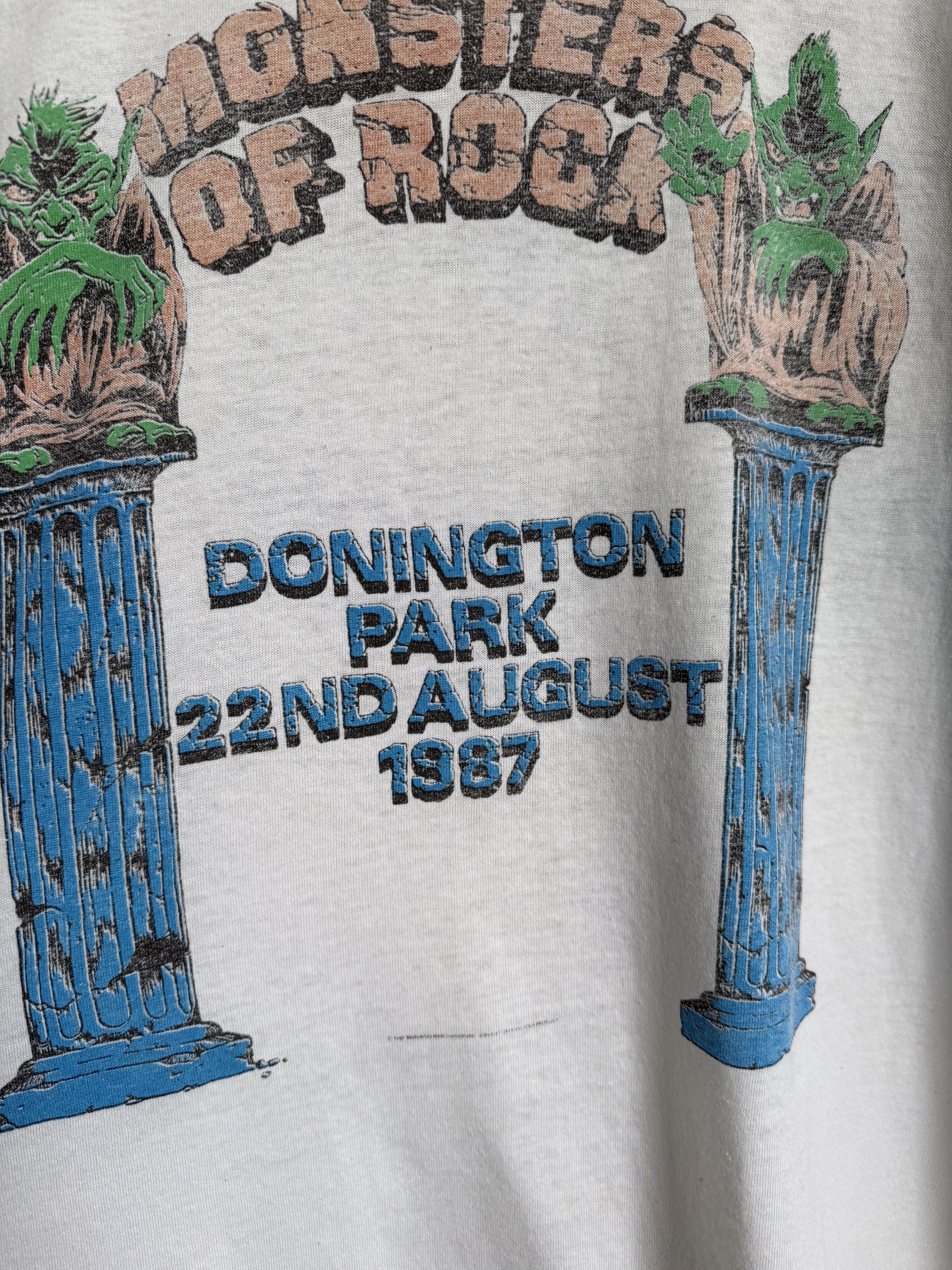 Band Tees Vintage 1987 Monsters of Rock Bon Jovi long sleeve t-shirt Size US L / EU 52-54 / 3 - 10 Thumbnail
