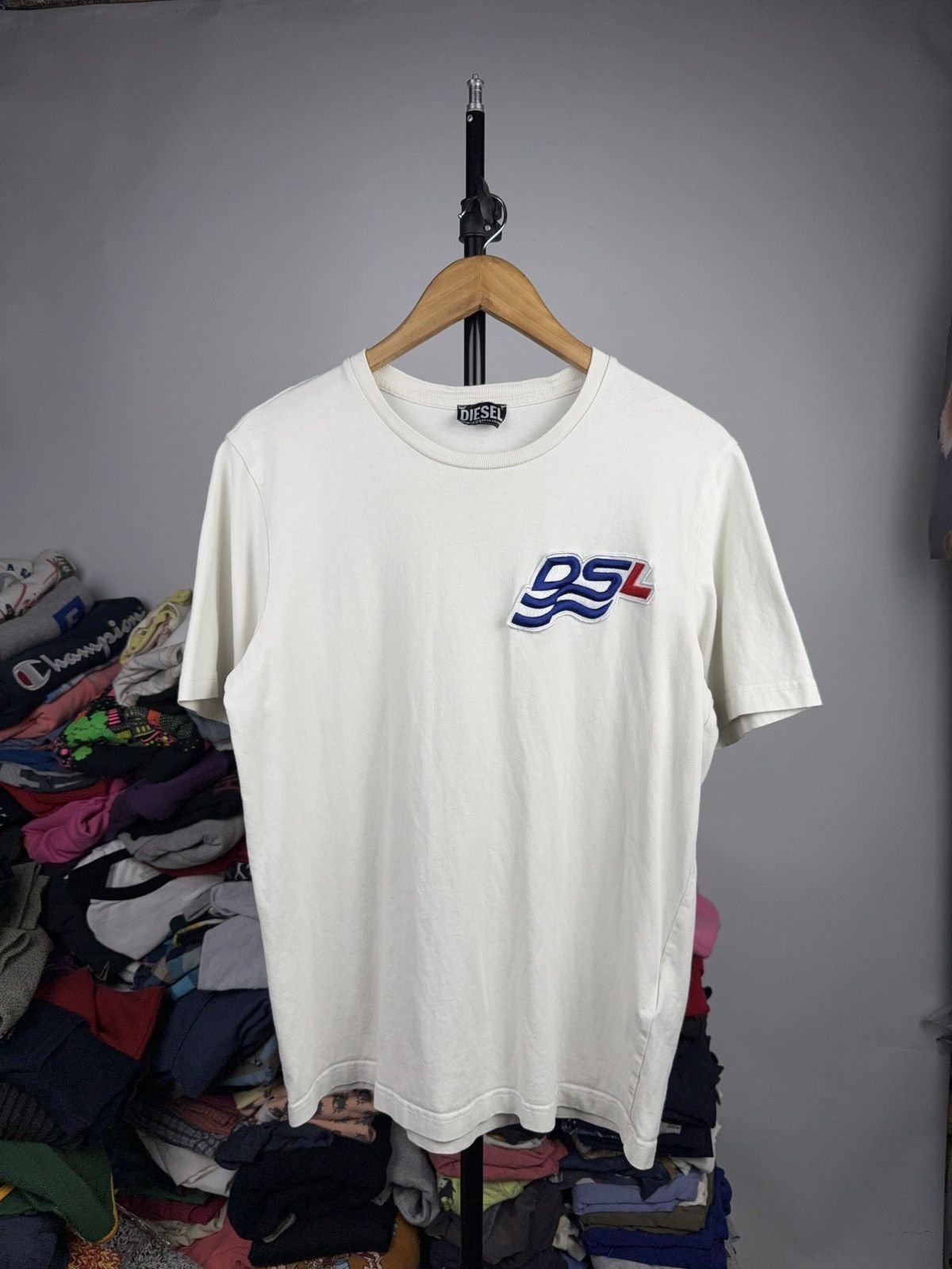 Diesel Luxury Diesel DSL Logo Patch White Tee Vintage Style Size US L / EU 52-54 / 3 - 1 Thumbnail