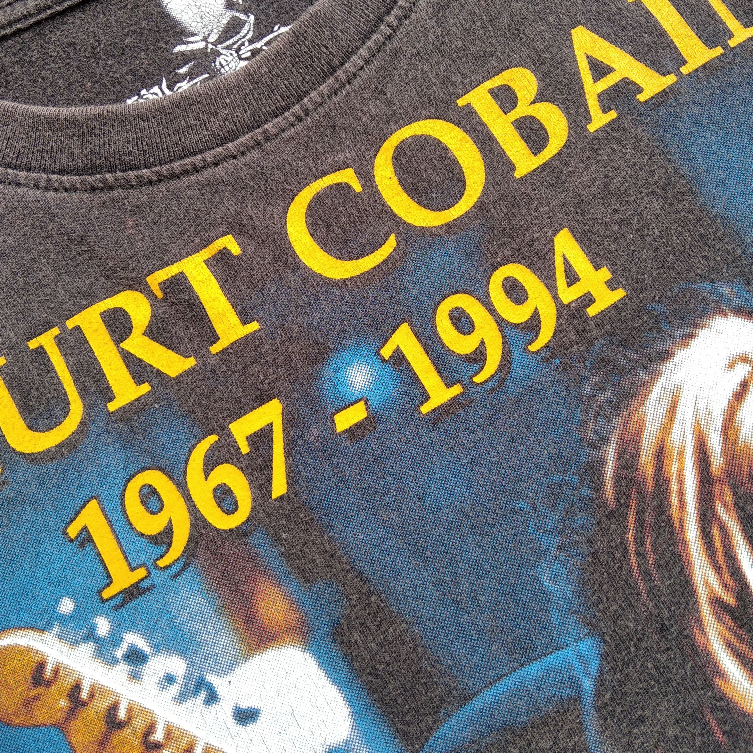 Band Tees Vintage 00's KURT COBAIN Memorial Longsleeve Size US XL / EU 56 / 4 - 4 Thumbnail