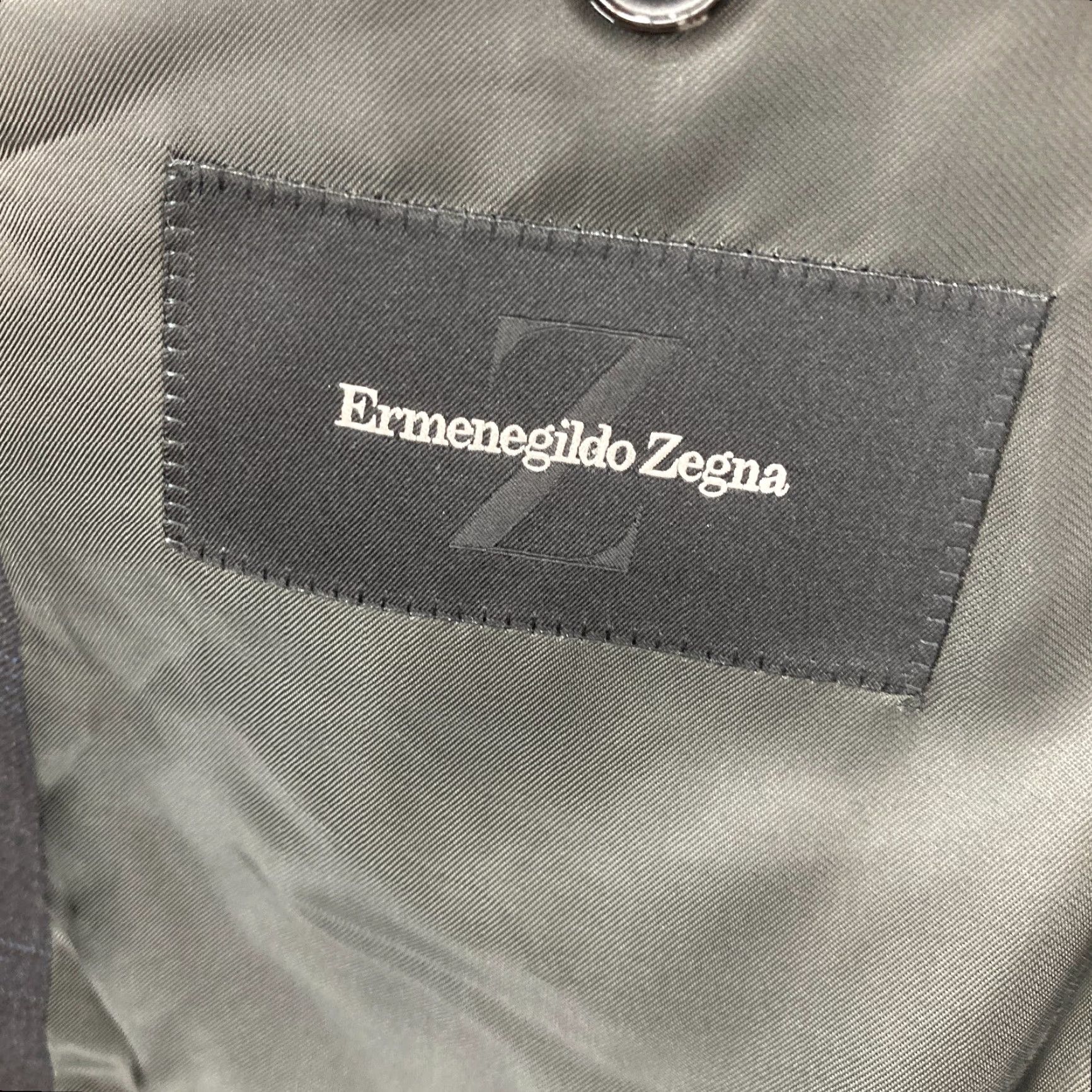 Ermenegildo Zegna Ermenegildo Zegna Blazer Sport Coat Mens 40 Gray Plaid Wool 2 Button Switzerland Jacket Coat Blazer Mens 40 Gray Plaid Wool Switzerland Size 40R - 7 Thumbnail