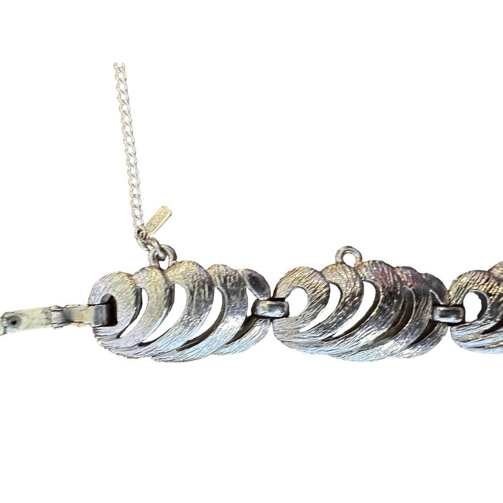 Monet Vintage Monet Silver toned Leaf Bracelet Size ONE SIZE - 4 Thumbnail