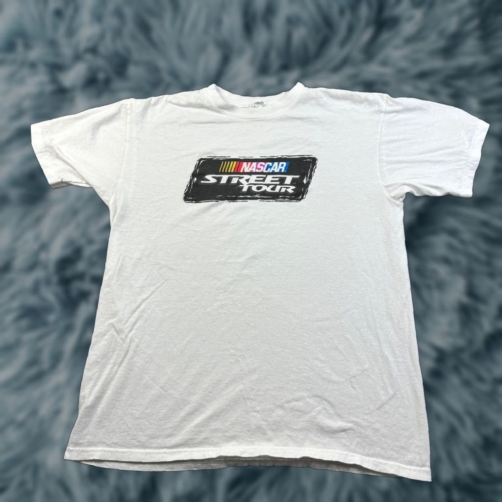 Anvil VINTAGE Nascar Street Tour Shirt Mens Large White Cotton Casual Racing Logo Adult Size US L / EU 52-54 / 3 - 1 Thumbnail