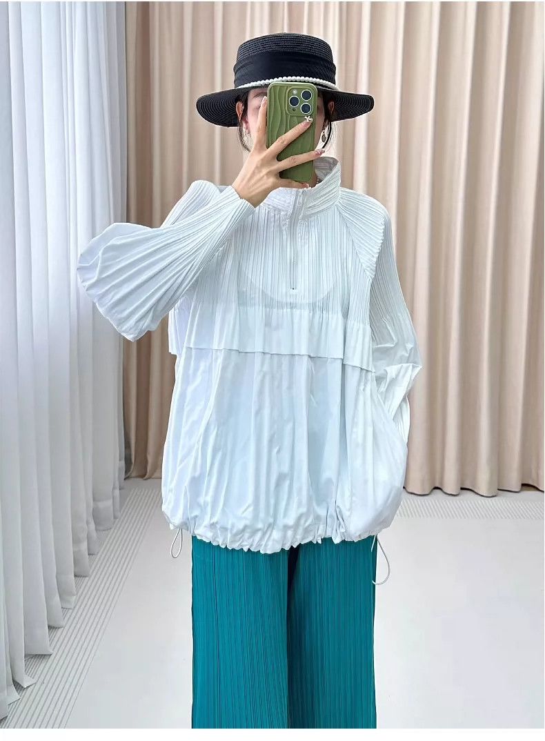 Issey Miyake issey miyake Pleated sweatshirt 2506-Nextarrow Size M / US 6-8 / IT 42-44 - 1 Thumbnail