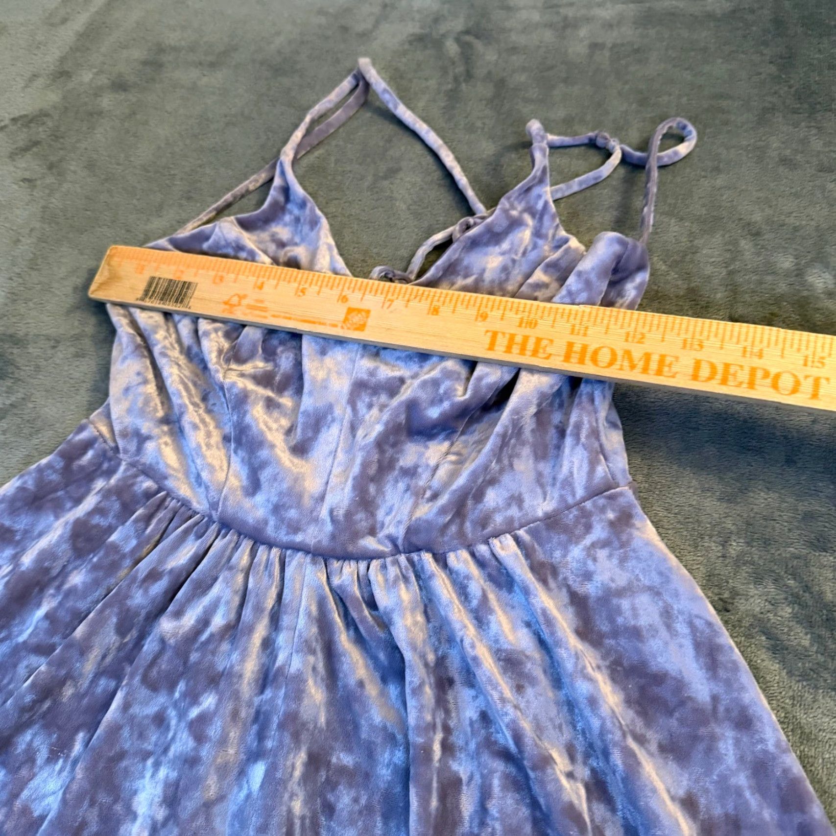 Vintage Wild Fable Velvet Crushed Mini Dress Lavender Spaghetti Strap V-Neck A-Line Womens XS Dress Size XS / US 0-2 / IT 36-38 - 5 Thumbnail