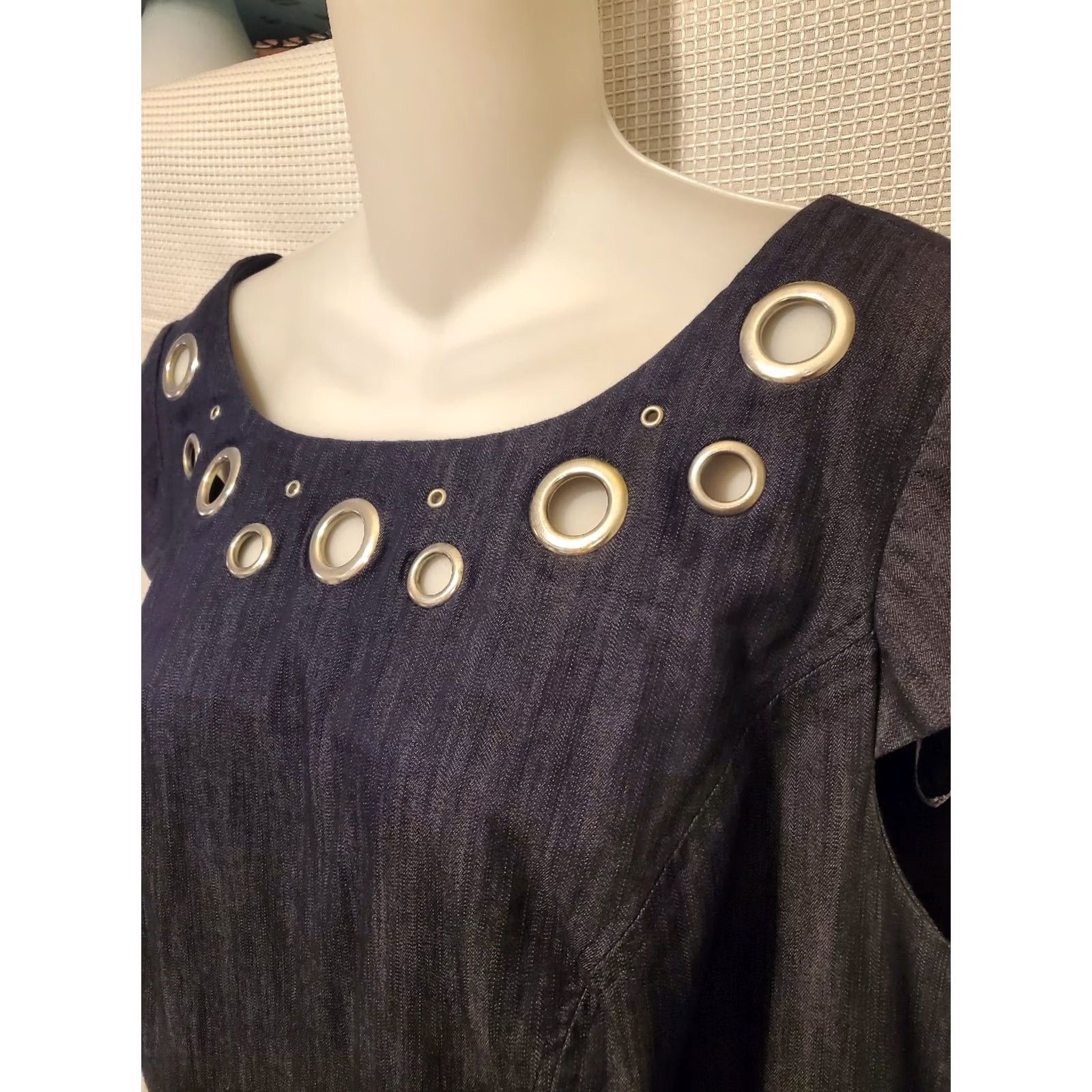 Vintage Sandra Darren Dark Chambray Denim cut out collar Dress Size 16W Office Cottage Size XXL / US 16-18 / IT 52-54 - 4 Thumbnail