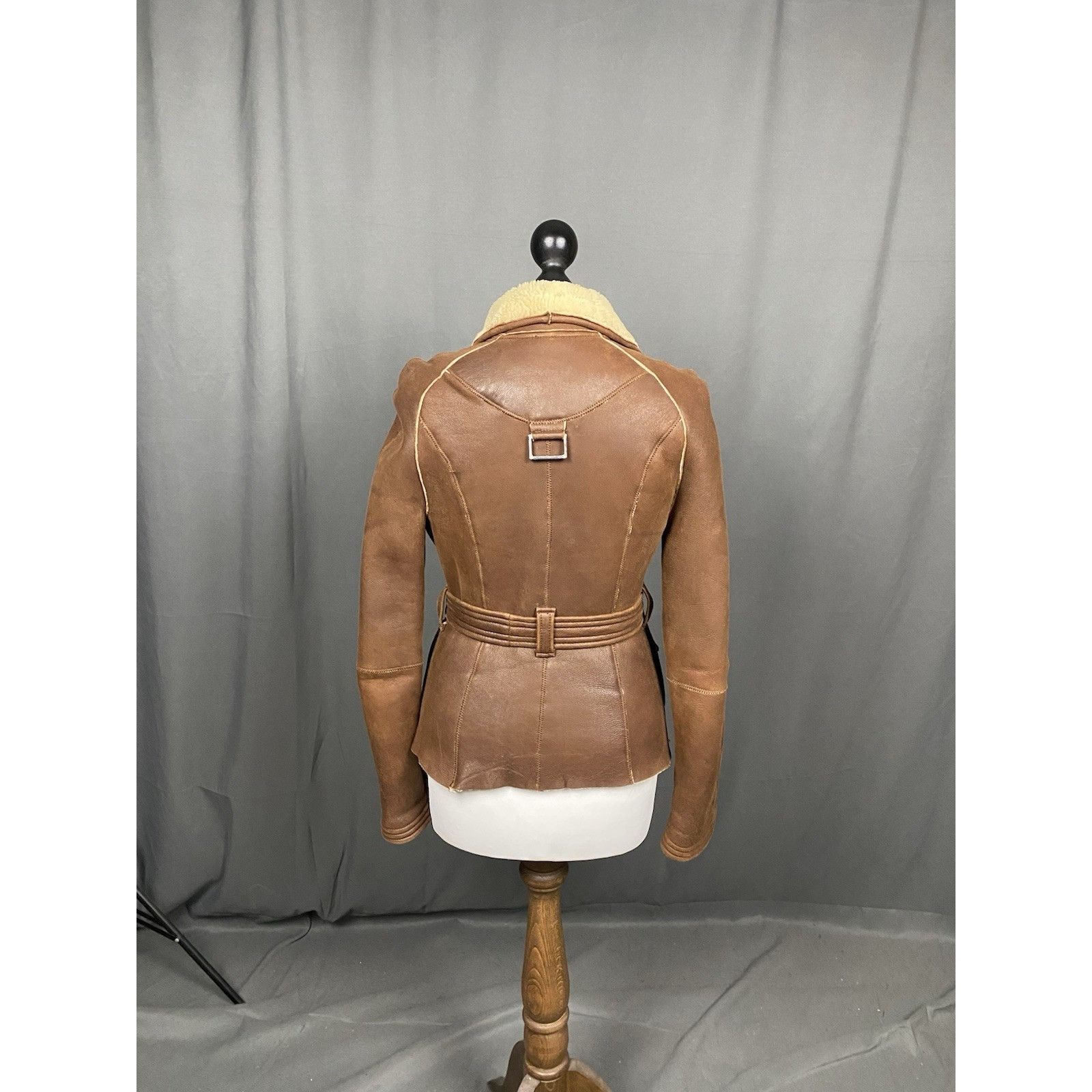Versace Versus Versace Vintage Brown Shearling Belted Biker Jacket S Size S / US 4 / IT 40 - 7 Thumbnail