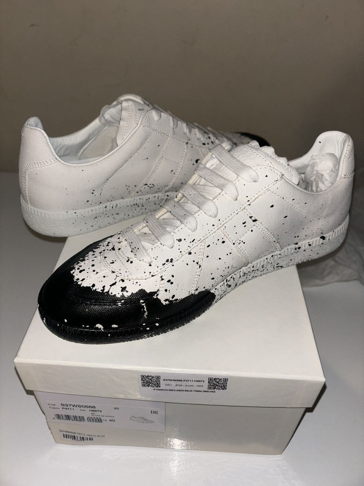 Maison Margiela Maison Margiela Replica 'Paint Splatter - White Black' Size US 7 / EU 40 - 7 Thumbnail