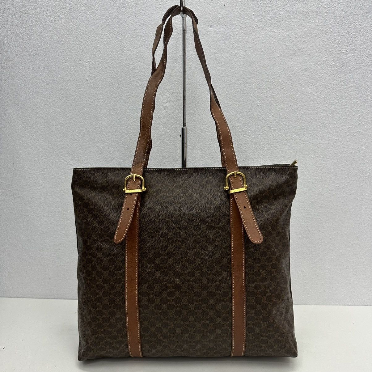 Celine ‼️YES‼️ AUTHENTIC CELINE MACADAM LARGE TOTE BAG Size ONE SIZE - 3 Thumbnail