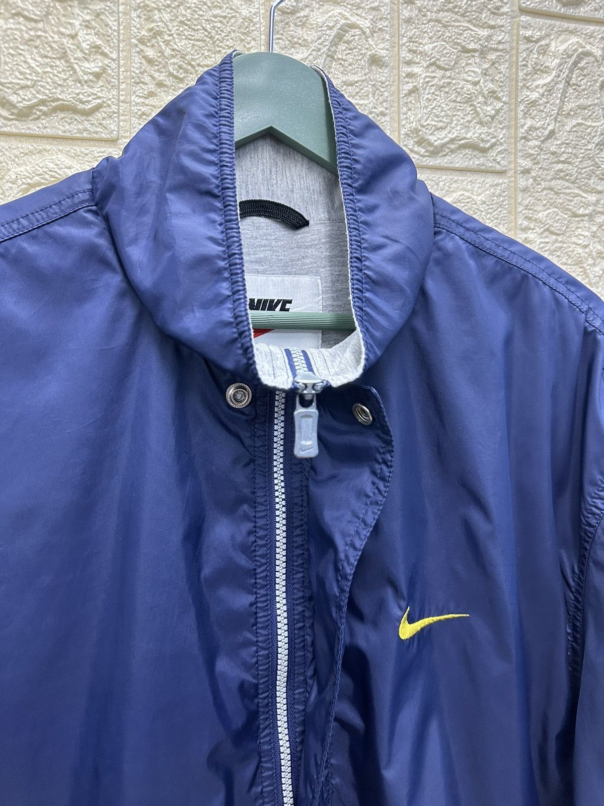 Nike × Vintage Vintage 90s Nike Swoosh Nylon Jacket MJ04 Size US M / EU 48-50 / 2 - 4 Thumbnail