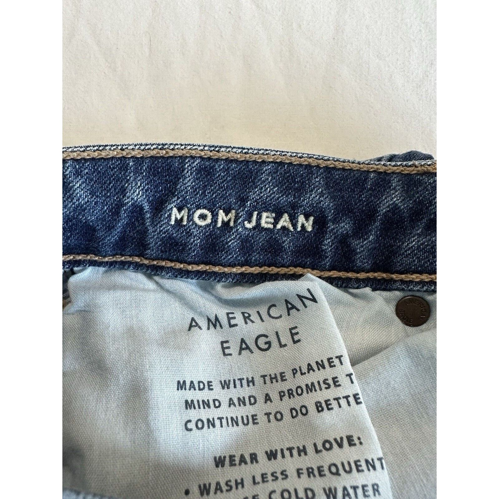 American Eagle Outfitters American Eagle Mom Jeans Blue Sz 6 Shortt Stretch Normcore Size 28" / US 6 / IT 42 - 6 Thumbnail
