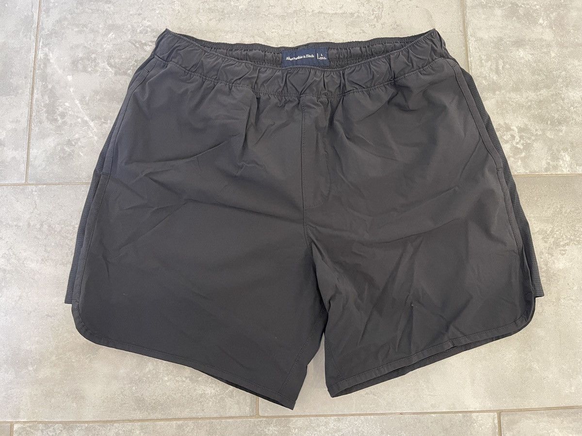 Abercrombie & Fitch Abercrombie & Fitch Nylon Shorts Size Large Size US 32 / EU 48 - 1 Thumbnail