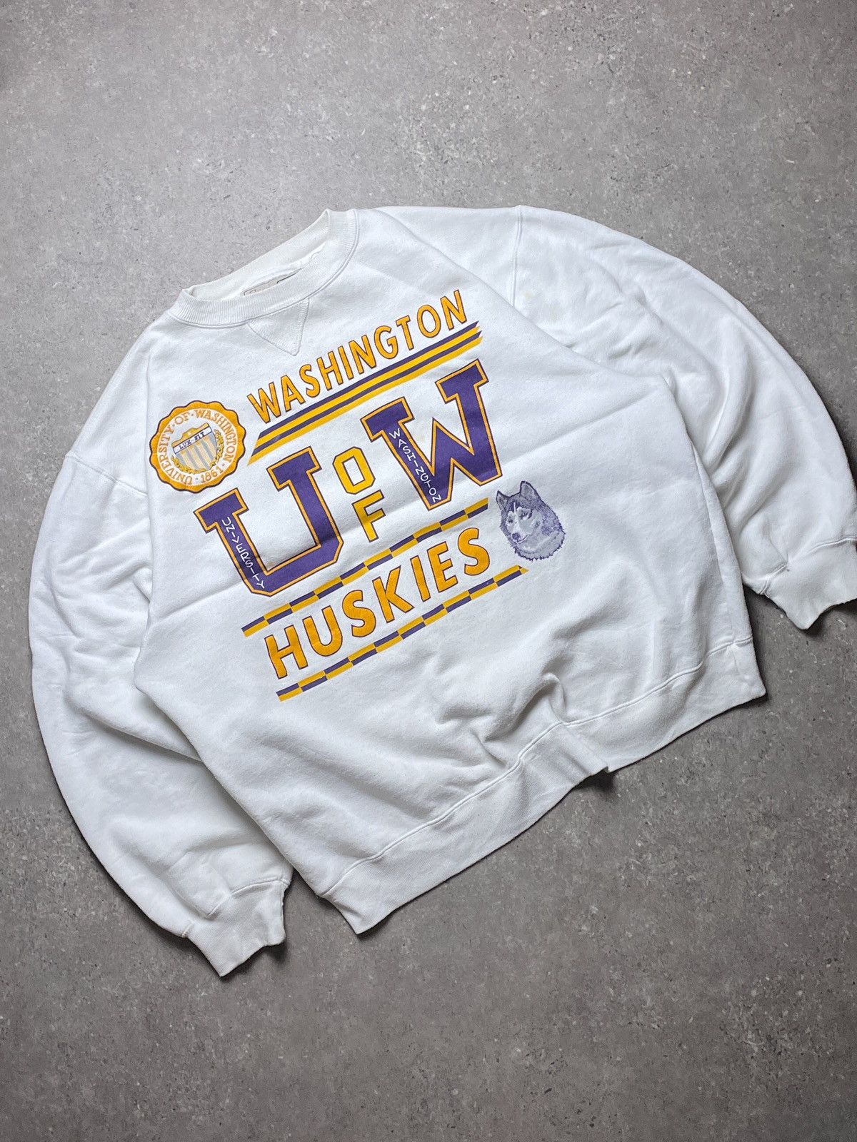 Vintage Vintage 90s University Of Washington Huskies Crewneck Size US L / EU 52-54 / 3 - 1 Thumbnail