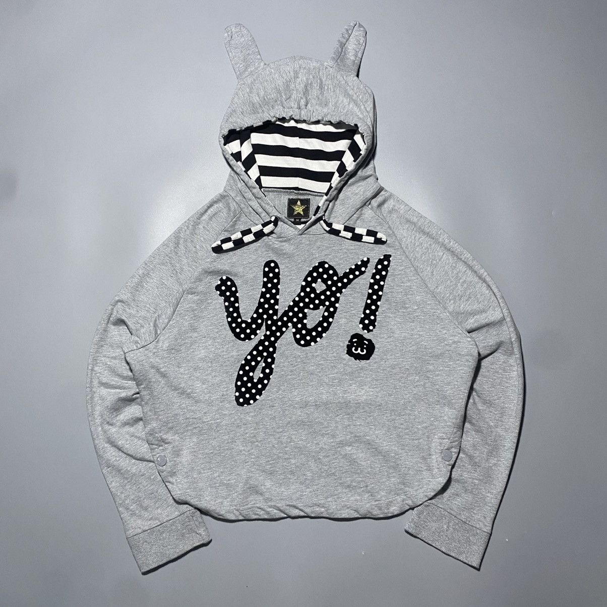 トップス 20471120 HYOMA 00s HoodieSweatTop トップス 20471120 HYOMA 00s HoodieSweatTop 20471120 × Hysteric