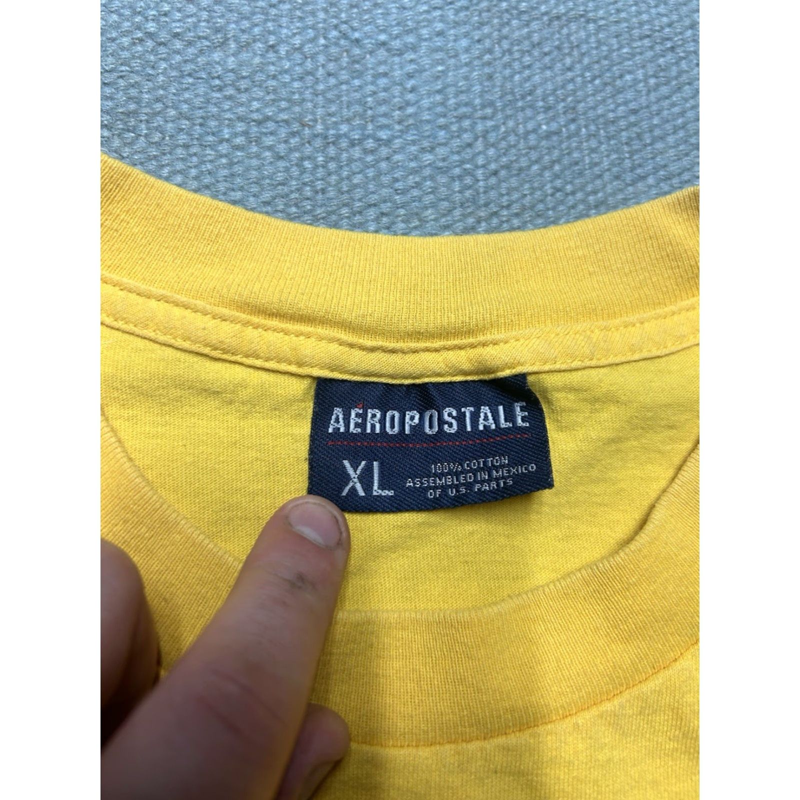 Hot Topic VINTAGE Hot Topic T-Shirt Funny Yellow XL Men Pull My Finger Graphic Graphic T Shirt 90s Funny Joke Size US XL / EU 56 / 4 - 5 Thumbnail