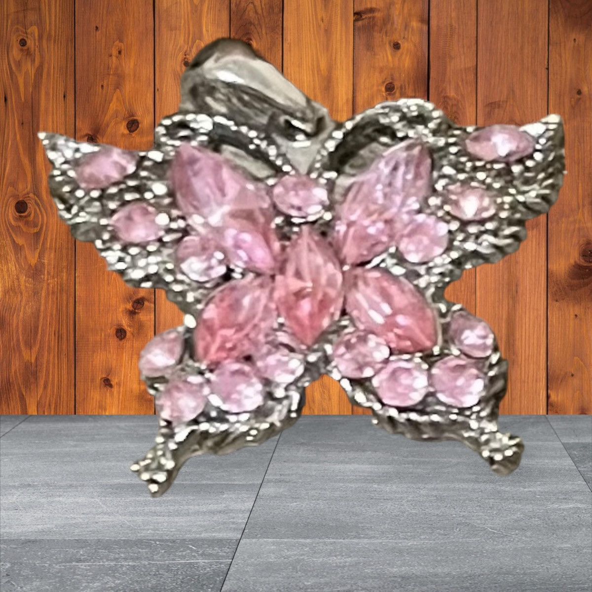 Jewelry × Vintage Vintage Pink Sapphire silver tone butterfly pendant Size ONE SIZE - 1 Thumbnail