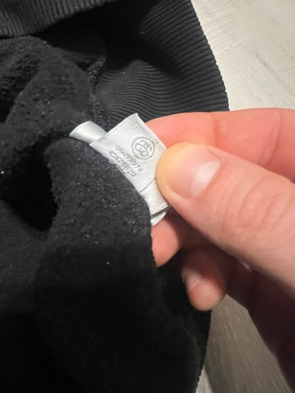 Stussy hoodie stussy M big logo back Size US M / EU 48-50 / 2 - 8 Thumbnail