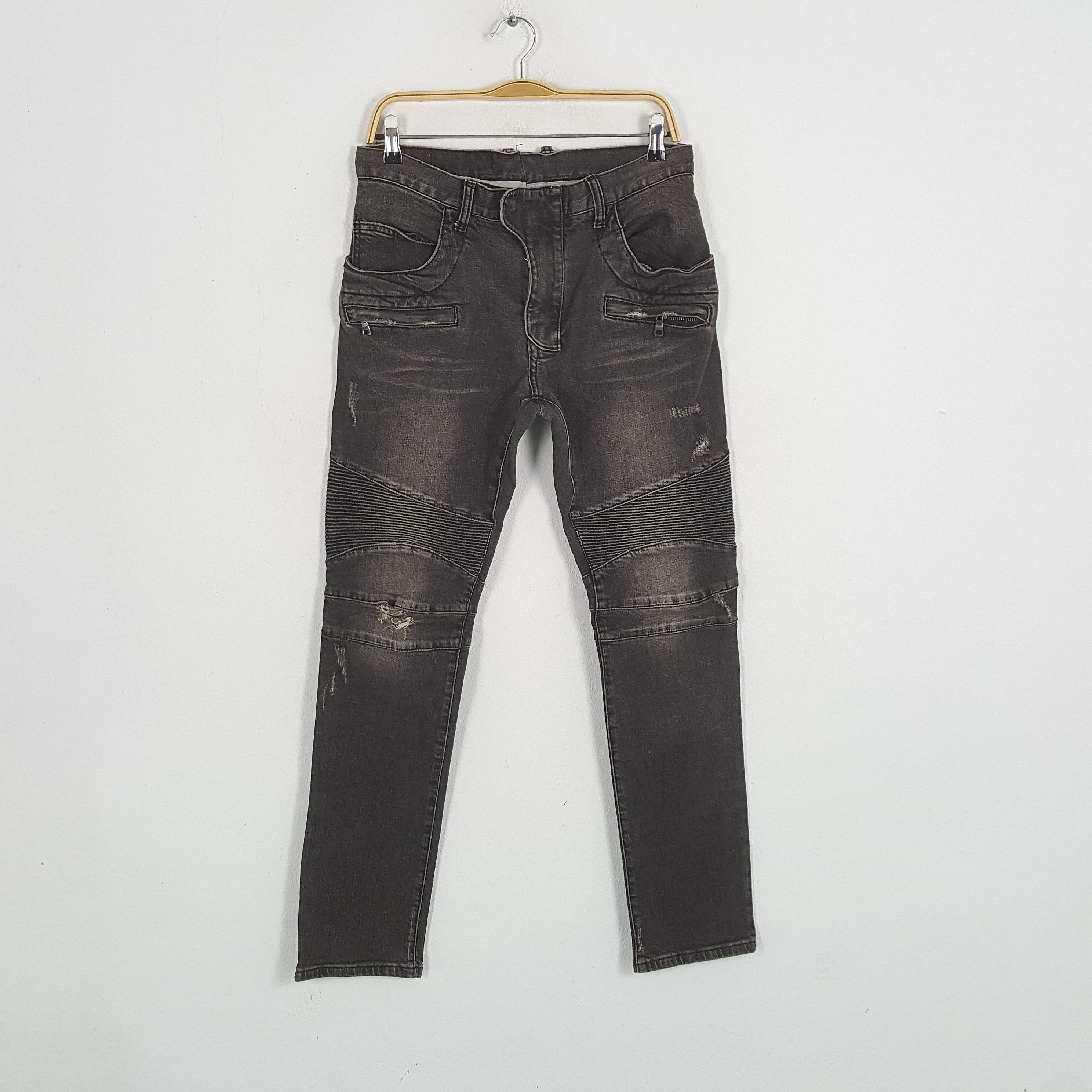 Vintage Vintage BALMAIN Italian Fashion Brand Distressed Jeans Size US 31 - 1 Thumbnail
