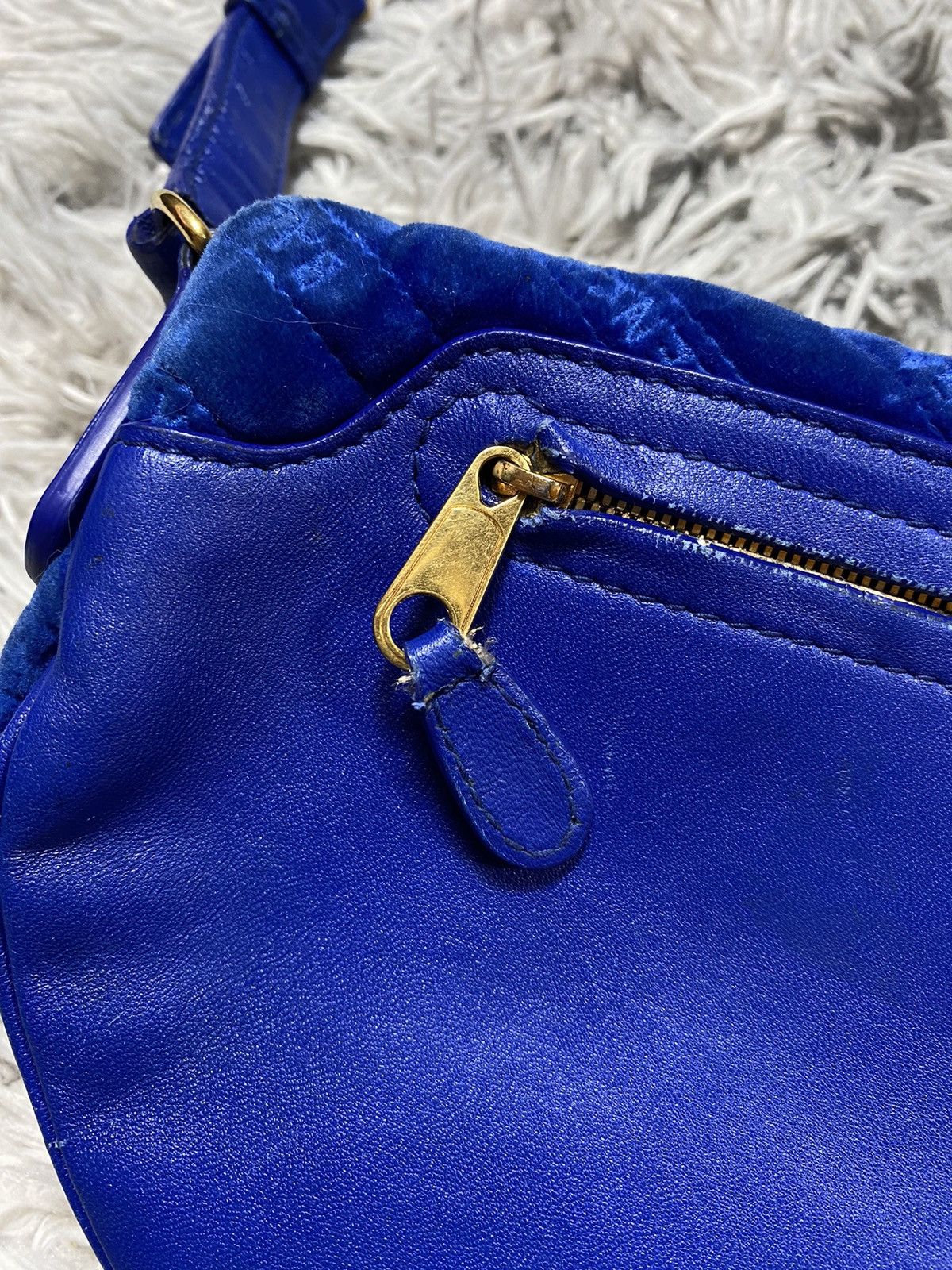 Balenciaga × Vintage Balenciaga Blue Velvet Belt Bag with Chain — Iconic Style Size ONE SIZE - 10 Thumbnail