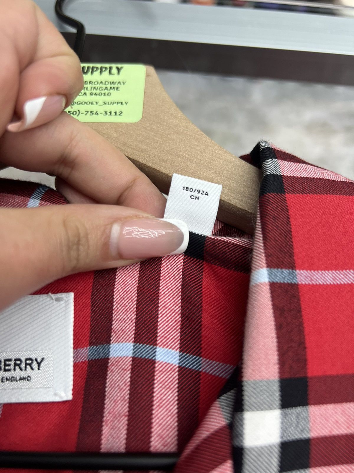 Burberry Burberry Red Stripe Button Up Tee Size US S / EU 44-46 / 1 - 7 Thumbnail