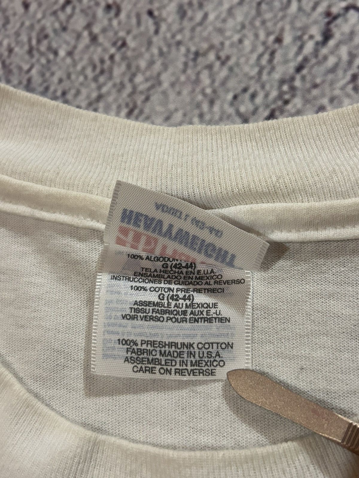 Hanes Hawaii Surf Tee White Smile Hanes Heavyweight Vintage Size US L / EU 52-54 / 3 - 9 Thumbnail