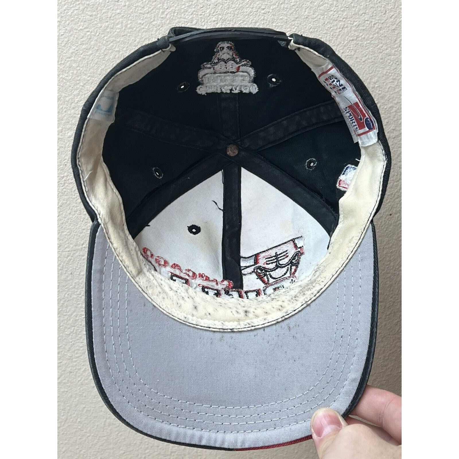 Sports Specialties Sports Specialties Vintage Chicago Bulls NBA SnapBack Hat Size ONE SIZE - 6 Thumbnail