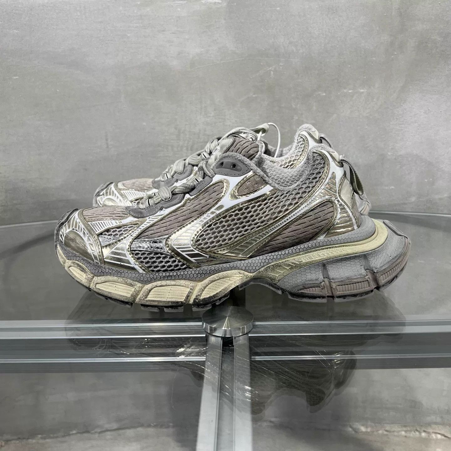 Balenciaga Balenciaga 3XL Gray Silver 37 YH22161 Size US 7 / IT 37 - 3 Thumbnail