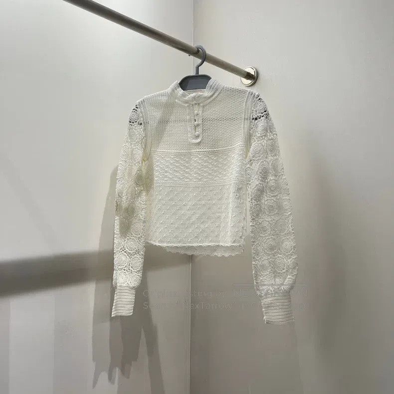 Dior Dior White long-sleeved hollow knitwear sweater Size XXS / US 00 / IT 34 - 1 Thumbnail