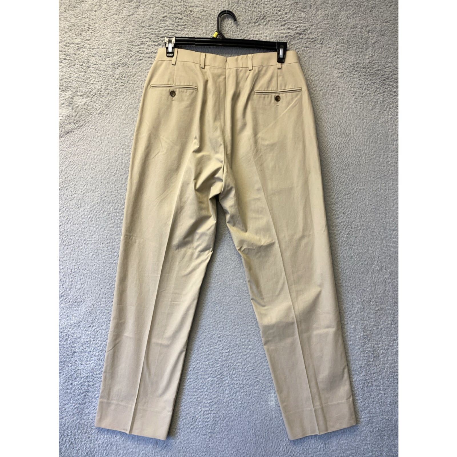 Brooks Brothers BROOKS BROTHERS Clark Fit Chino Pants 34W 32L Tan Solid Mens Size US 34 / EU 50 - 7 Thumbnail