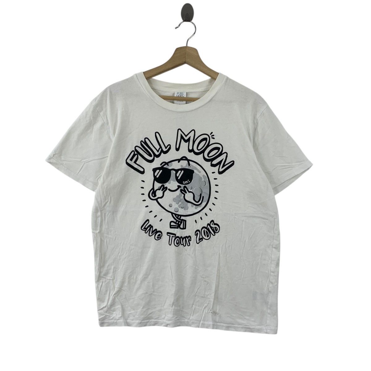 Vintage HIROMI TOSAKA Full Moon Live Tour J Soul Brother Tee Shirt Size L / US 10 / IT 46 - 1 Thumbnail