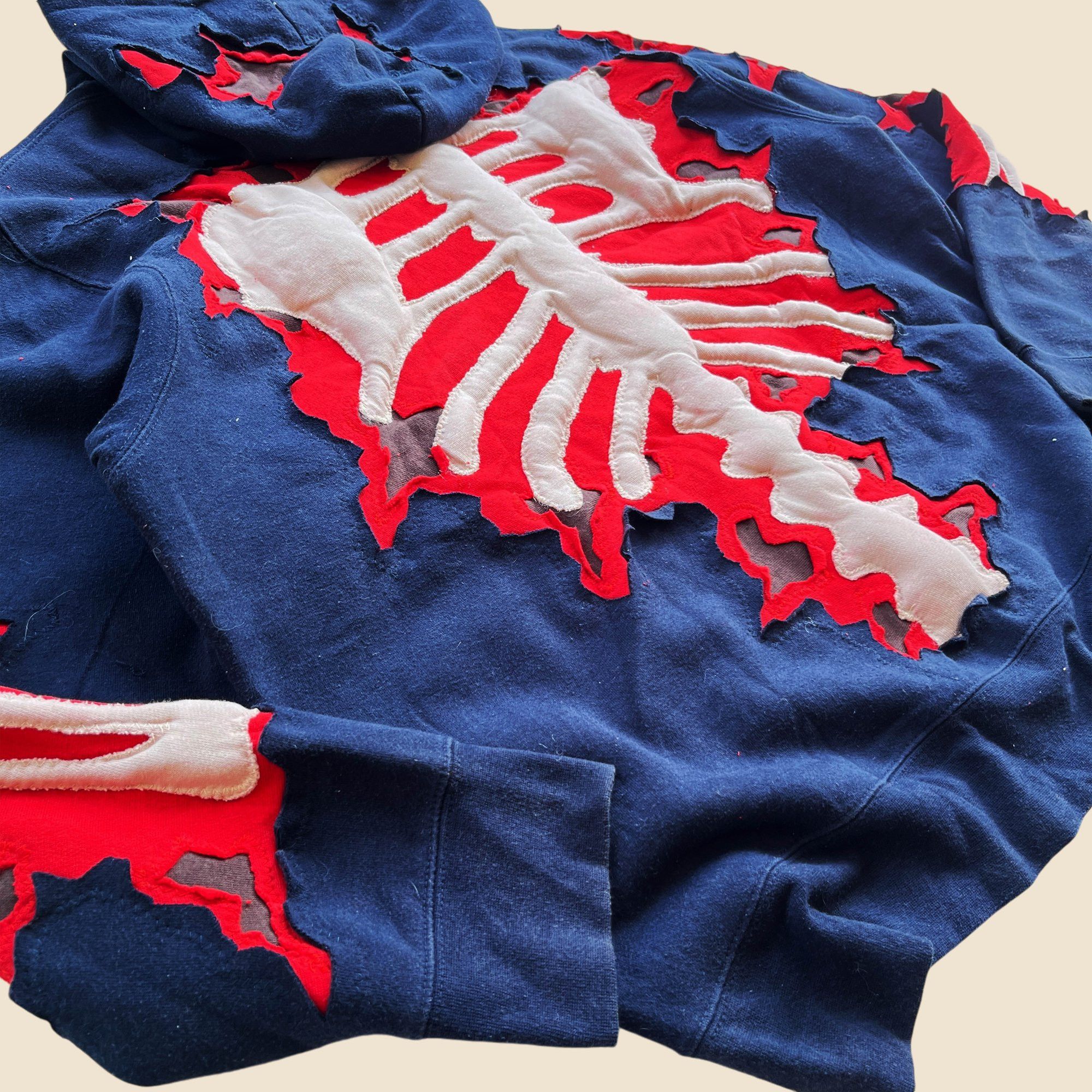 Handmade × Japanese Brand 1 OF 1 REWORKED CRACKY 3D PUFF BONES HOODIE SIZE L / XL Size US L / EU 52-54 / 3 - 6 Thumbnail