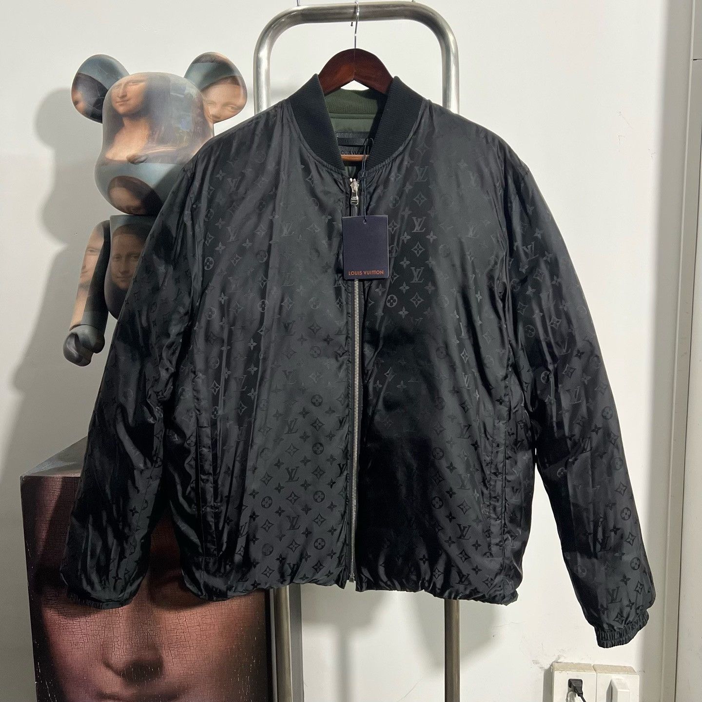 Louis Vuitton Louis Vuitton Down Heavy Coat l Men Size US L / EU 52-54 / 3 - 1 Thumbnail