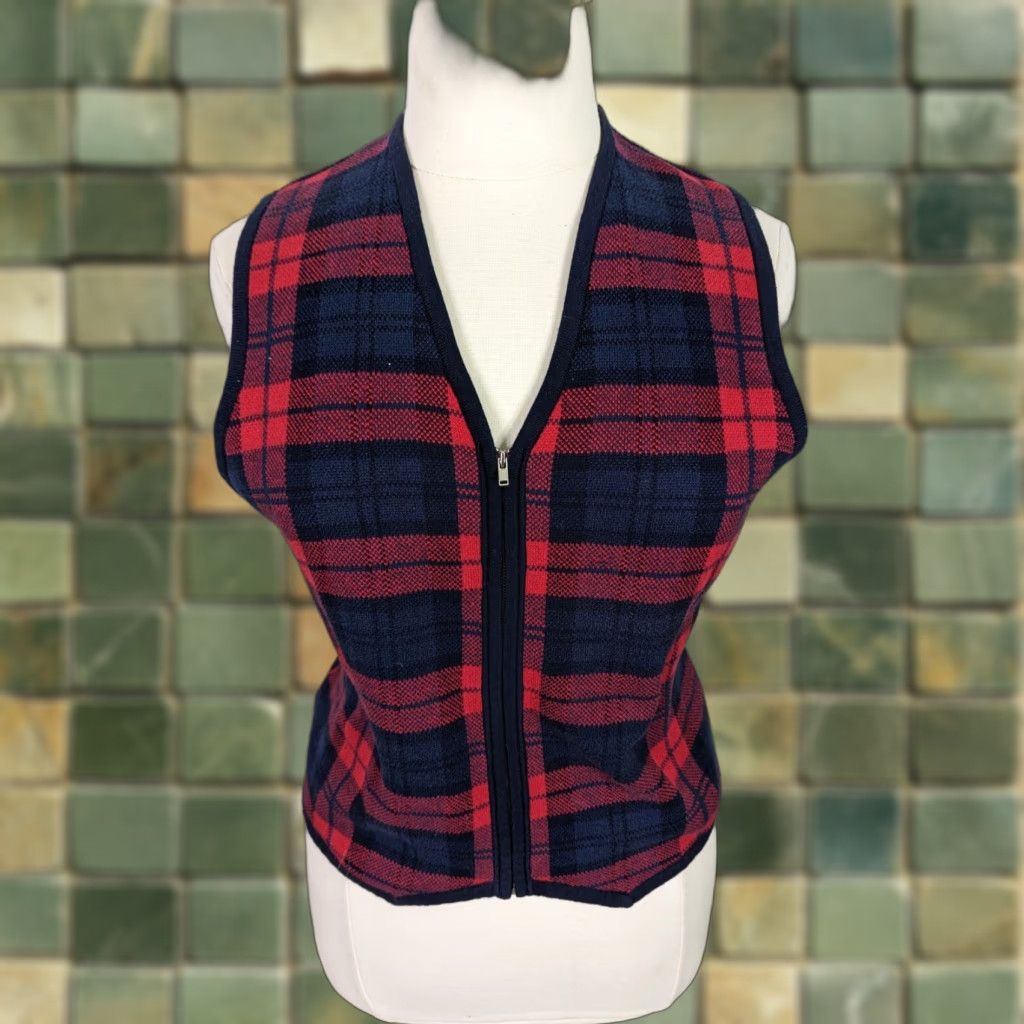 Vintage VINTAGE 90s Check Plaid Cardigan Sweater Vest Women Large V1J Size L / US 10 / IT 46 - 1 Thumbnail