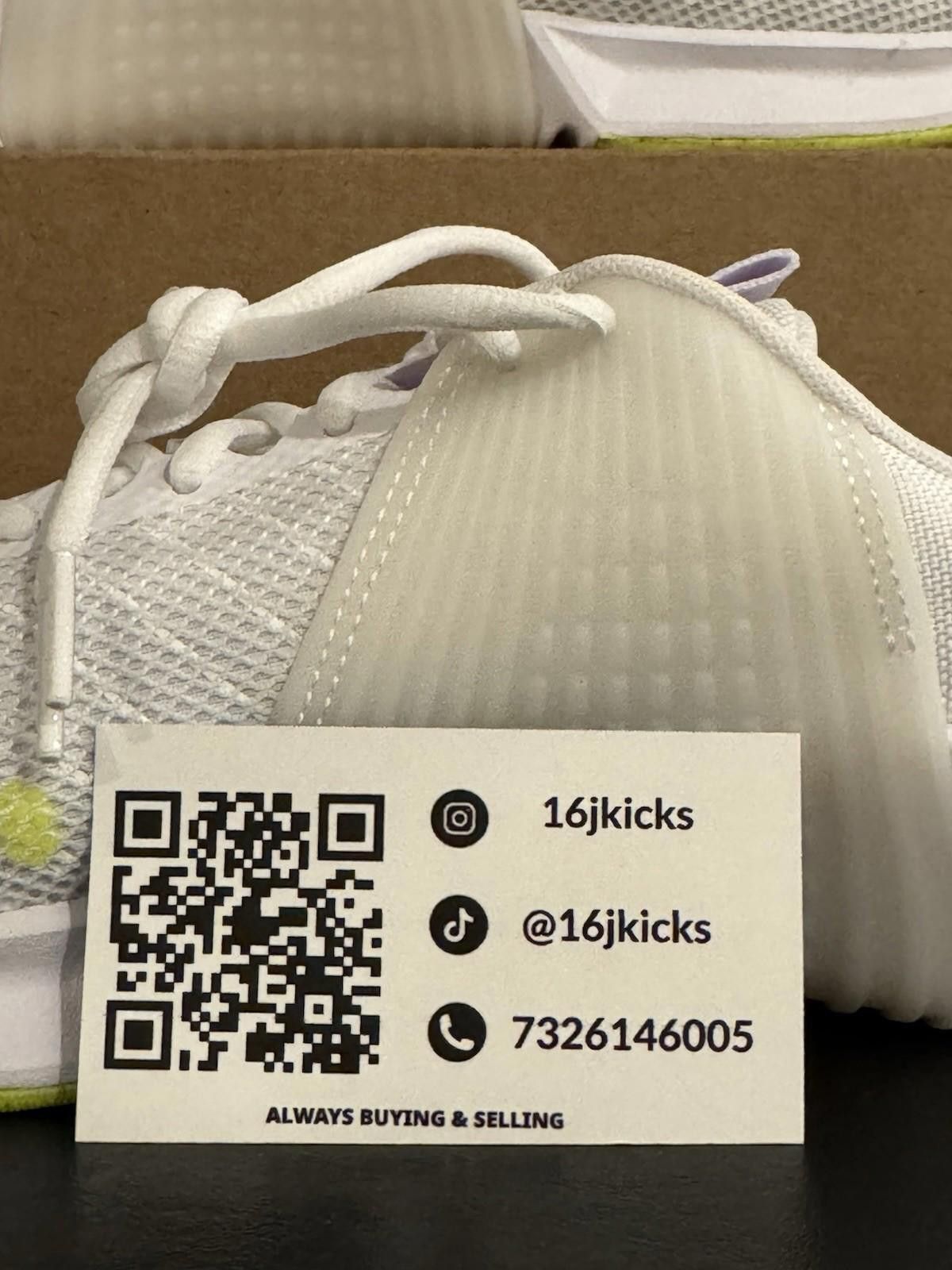 Nike Nike Metcon 9 White Volt Neon Green DZ2617-104 Men's Sz 9 Size US 9 / EU 42 - 2 Thumbnail