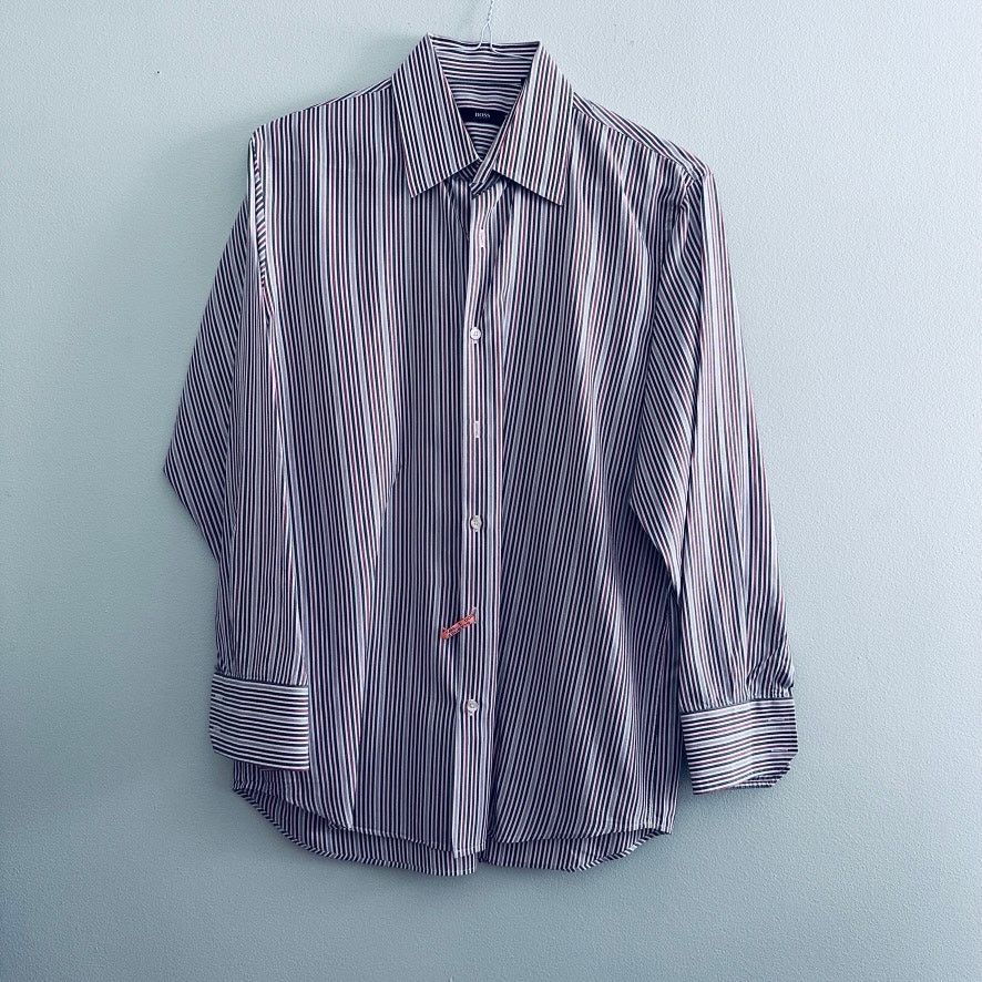 Hugo Boss Hugo Boss red and gray striped button down Size US L / EU 52-54 / 3 - 2 Thumbnail