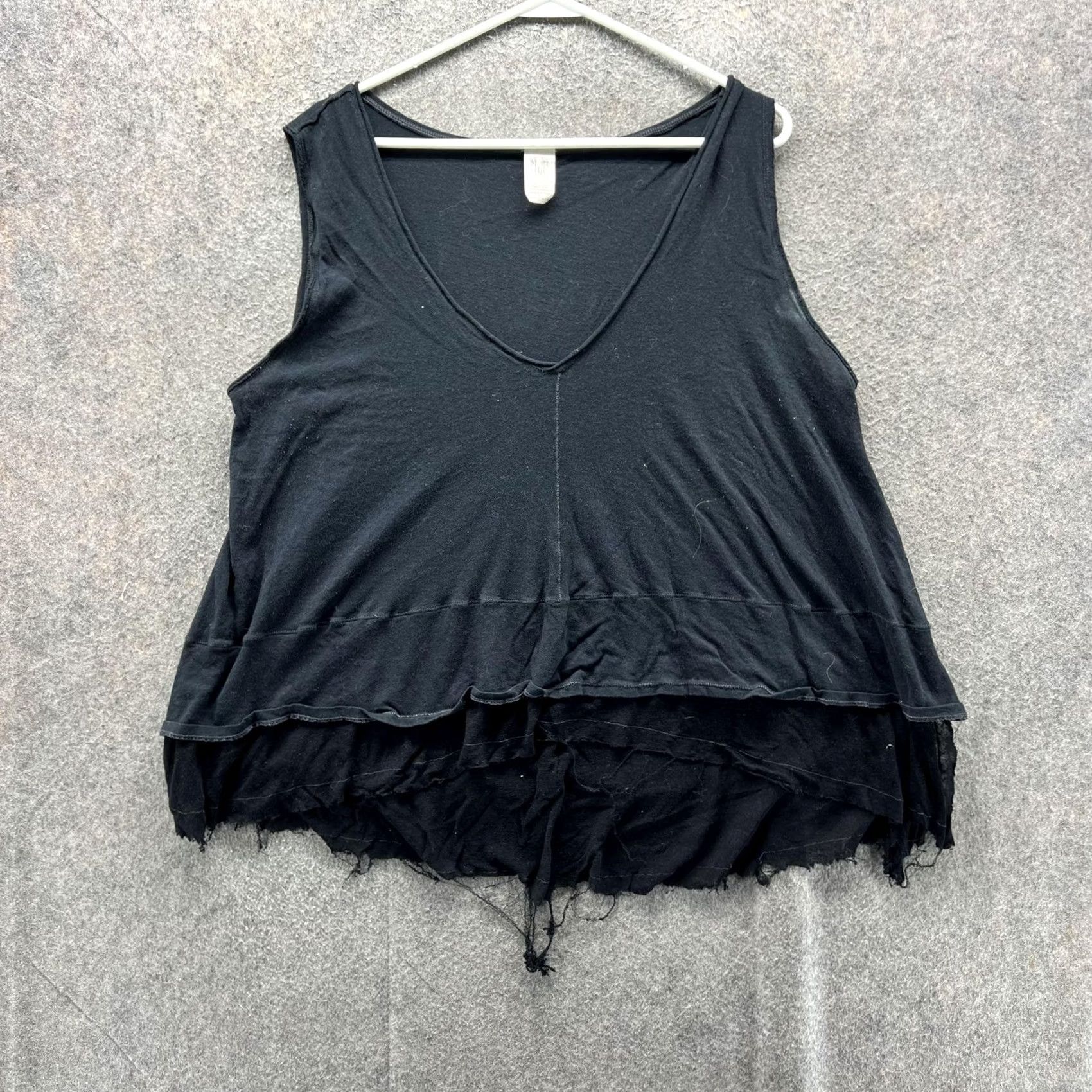 Free People Free People Tank Top Womens Small Black V Neck Layered Asym Hem Hi Low Tunic Top Size S / US 4 / IT 40 - 2 Thumbnail