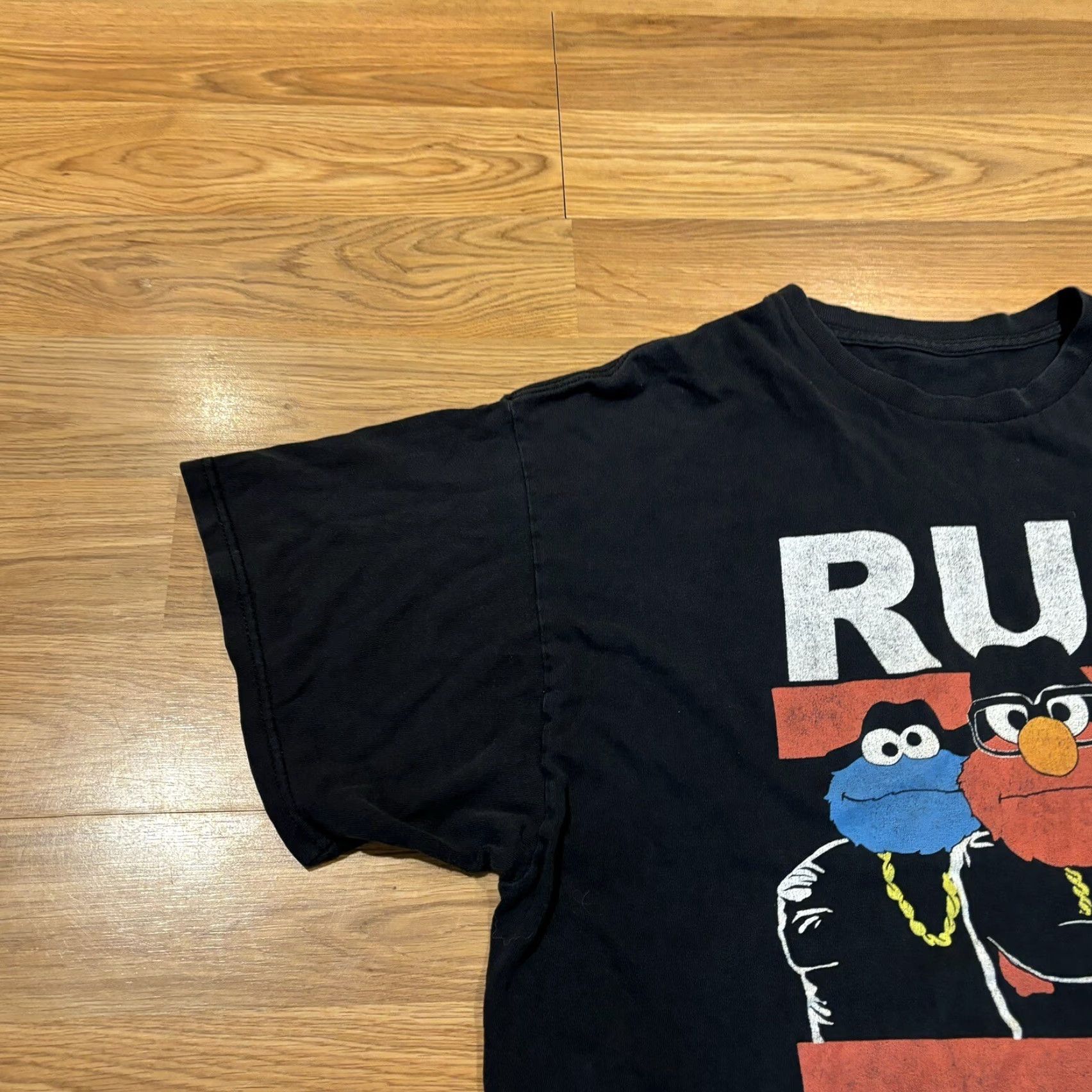 Vintage VINTAGE Sesame Street Black T-Shirt Men’s XL Short Sleeve Cookie Monster 90s Cartoon Size US XL / EU 56 / 4 - 5 Thumbnail