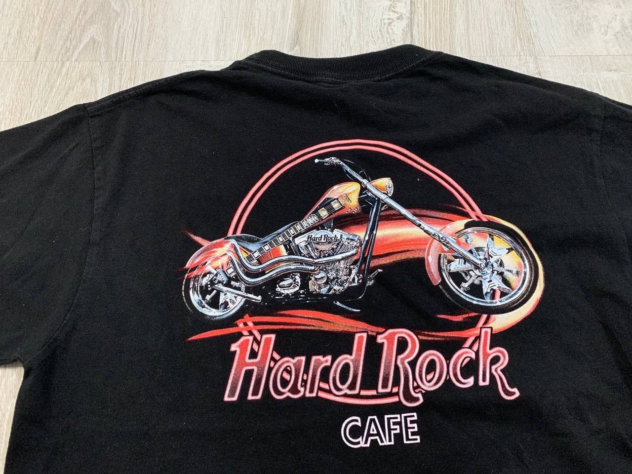 Hard Rock Cafe × Vintage Mens vintage t shirt Hard Rock Cafe Dubai Size M/L Size US M / EU 48-50 / 2 - 6 Thumbnail