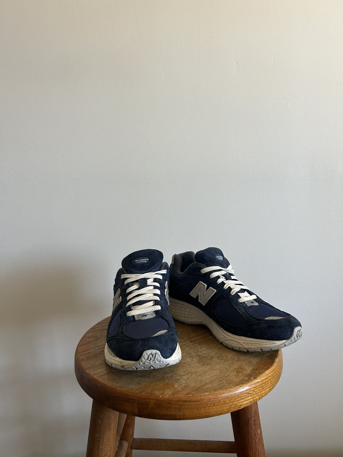 New Balance New Balance 2002R Men’s 8 Navy Size US 8 / EU 41 - 1 Thumbnail