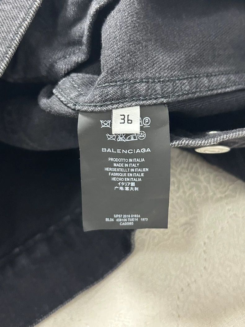 Balenciaga size 36 Black denim jacket -DMC-2508