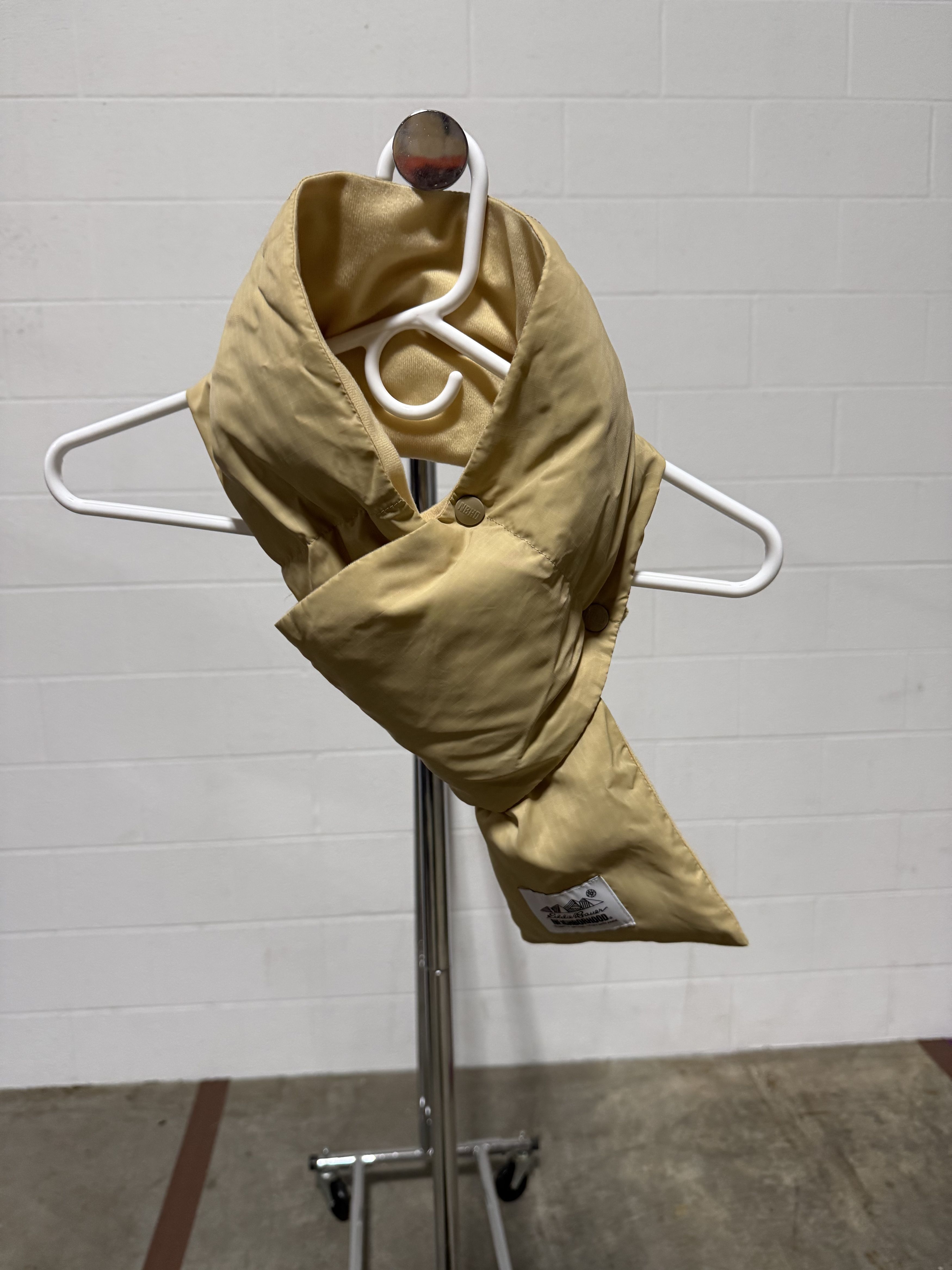 Neighborhood Neighborhood x Eddie Bauer Down Muffler 'Beige' Size ONE SIZE - 1 Thumbnail