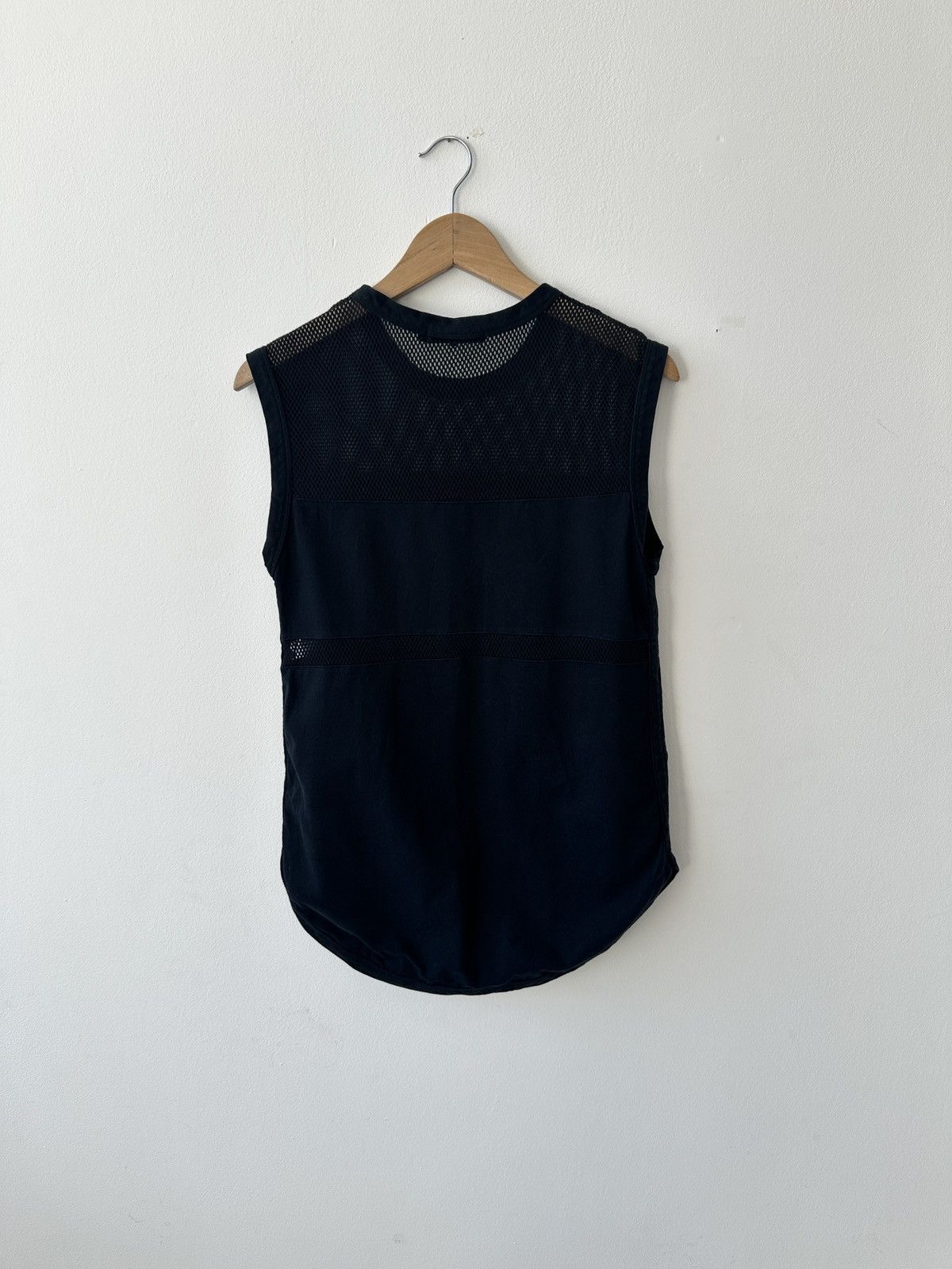 Rag & Bone Rag & Bone Tank Top Unisex Black Mesh Muscle Shirt Curve Hem Size M / US 6-8 / IT 42-44 - 7 Thumbnail